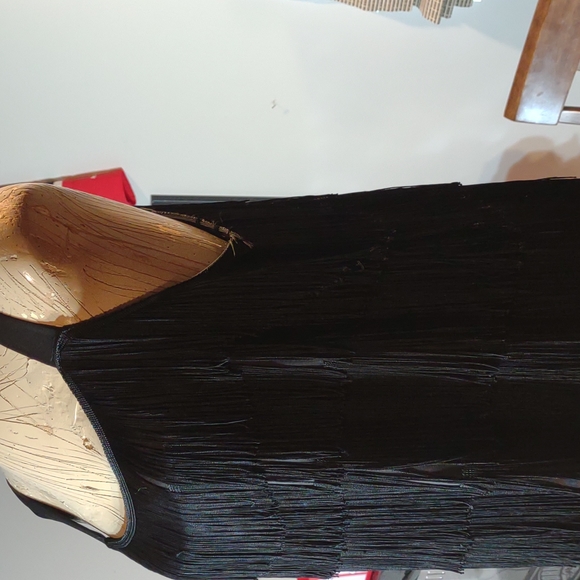 Gorgeous and Sexy Black Dress for that Special Event OX - Picture 6 of 10